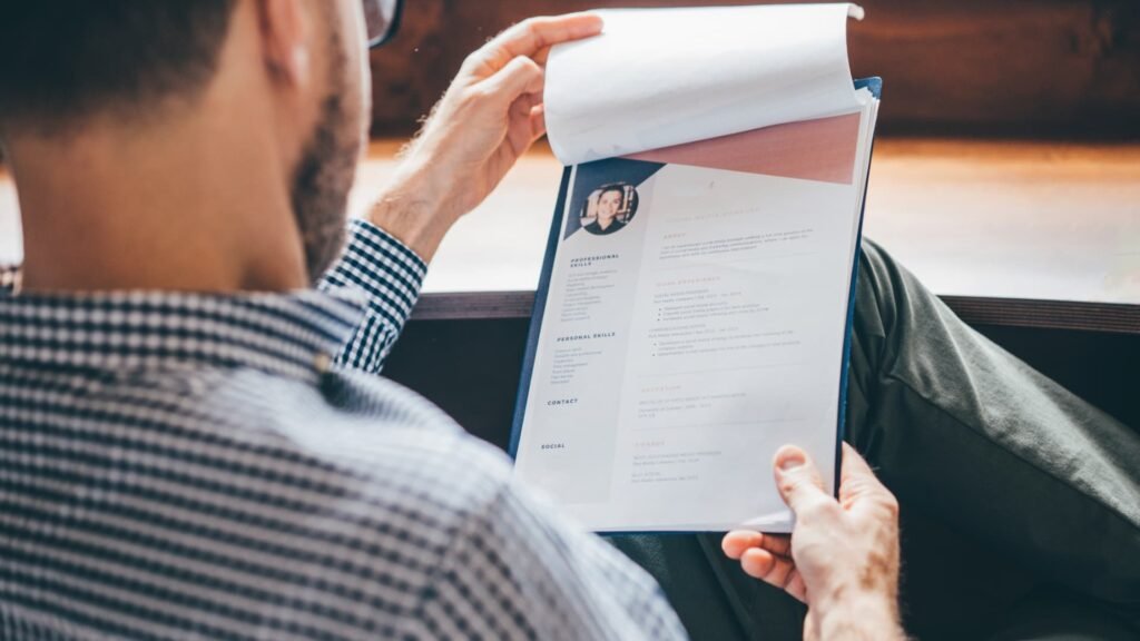 AI headshots are changing the way job seekers are seen and get hired AI headshots are changing the way job seekers are seen and get hired