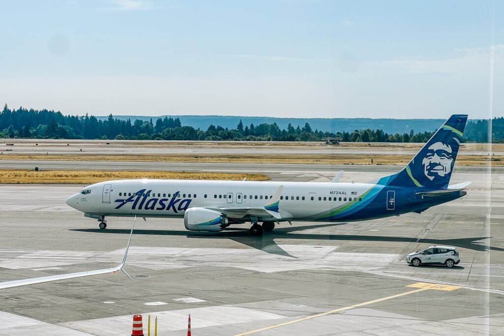 Alaska Airlines issues ground stop due to tech outage Sean Cudahy