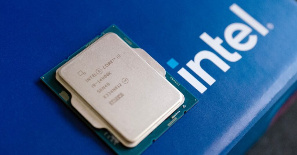 Intel’s tick-tock isn’t coming back, and everything else I just learned Intel’s tick-tock isn’t coming back, and everything else I just learned