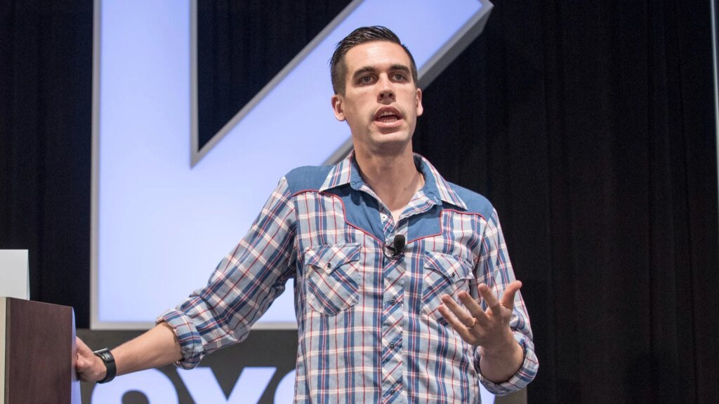 Ryan Holiday’s 3 Books Every Entrepreneur Must Read