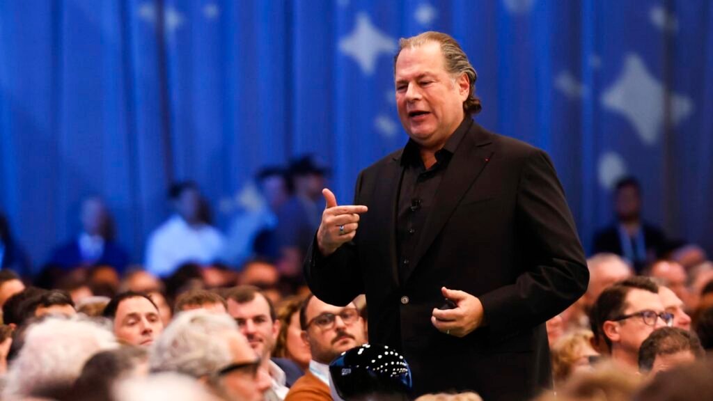 Salesforce CEO apologizes for saying Trump should send troops to SF Salesforce CEO apologizes for saying Trump should send troops to SF