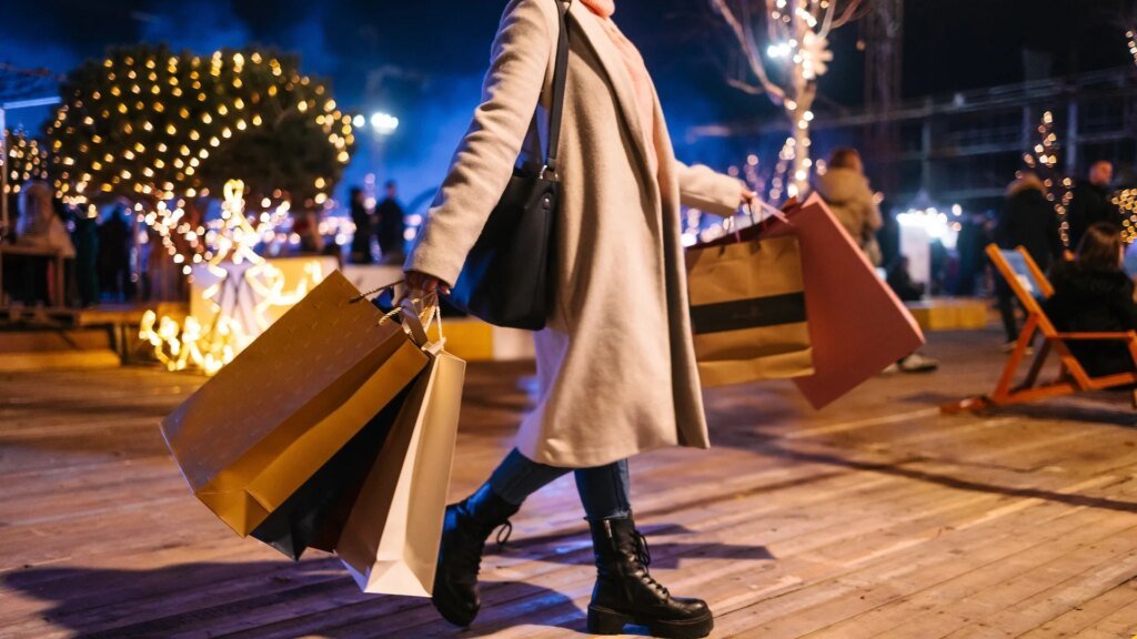 Small Business Survey: These 3 Strategies Boost Holiday Revenue and Sales